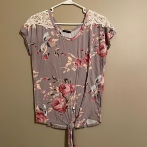 Floral shirt with tie in front. Crotchet on shoulders